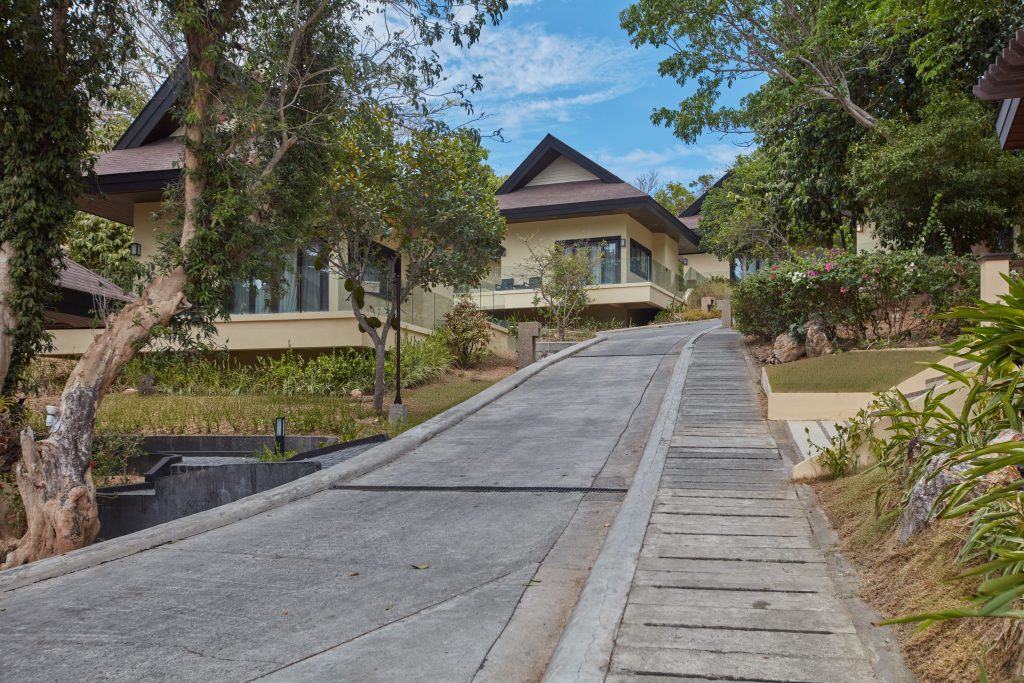 Mountain Bungalow Exterior 2