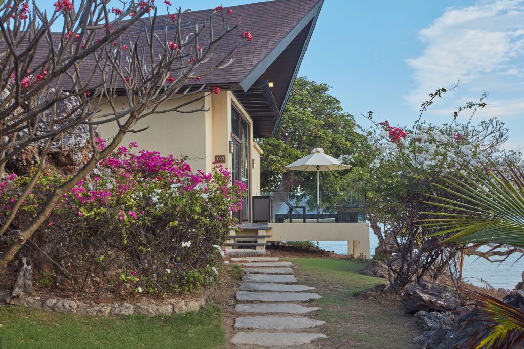 Sandbar Bungalow Exterior 3