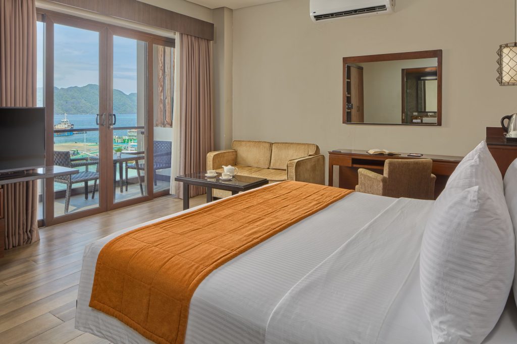 bayview deluxe view 1