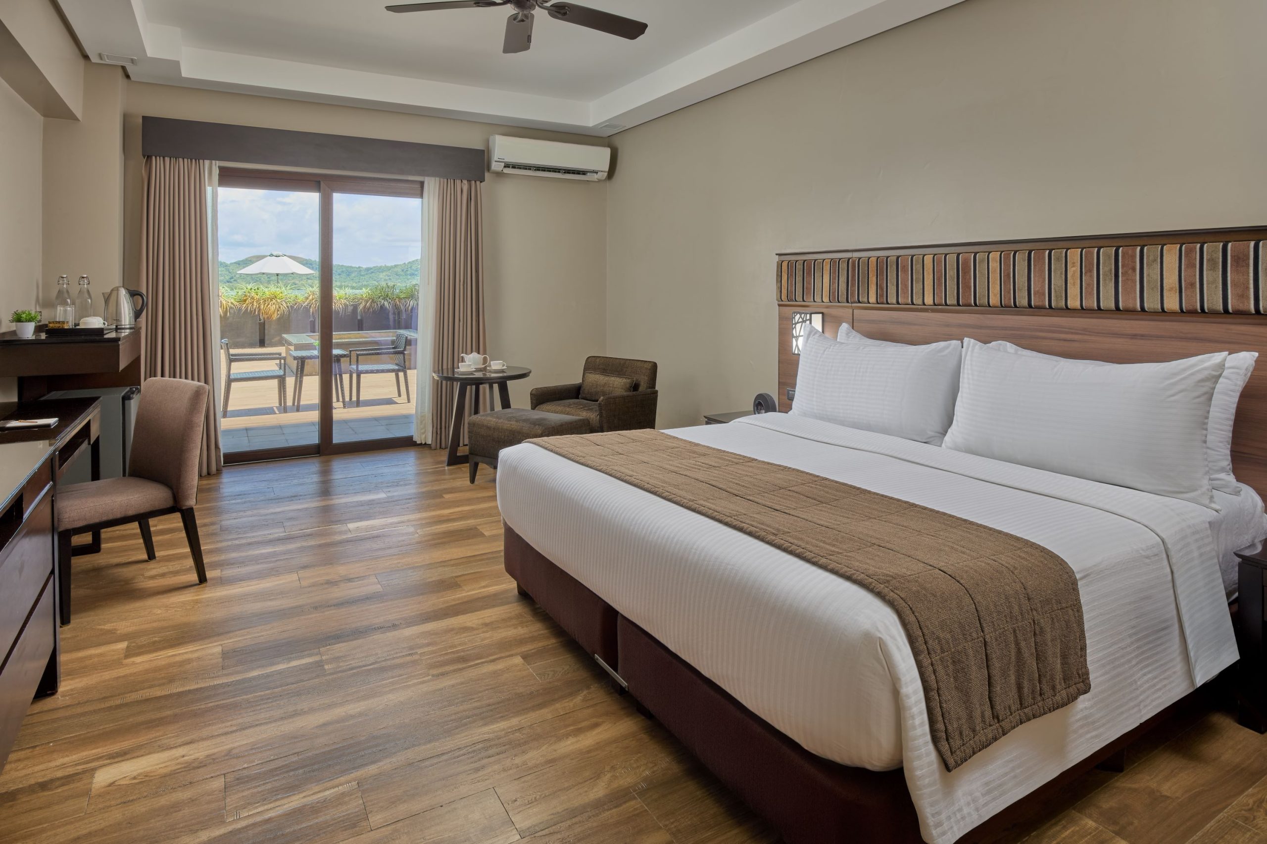 Bayview King Room with Deck Access